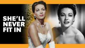 Yvonne De Carlo was Forced to Give Up Acting After the Tragic Accident