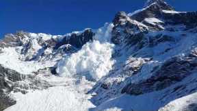 Tourists have close call with massive avalanche in Chile