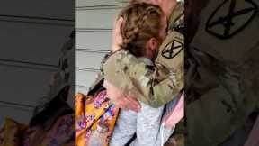 US military dad returns home and surprises daughter