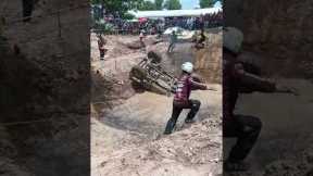Off-Road Race Goes Wrong
