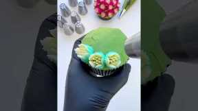 Master Baker Makes Incredible Cupcakes