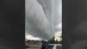 Massive Shelf Cloud Rolls In Over LA